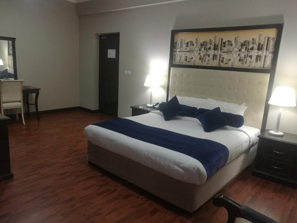 Mirador Hotel Manama Zewnętrze zdjęcie